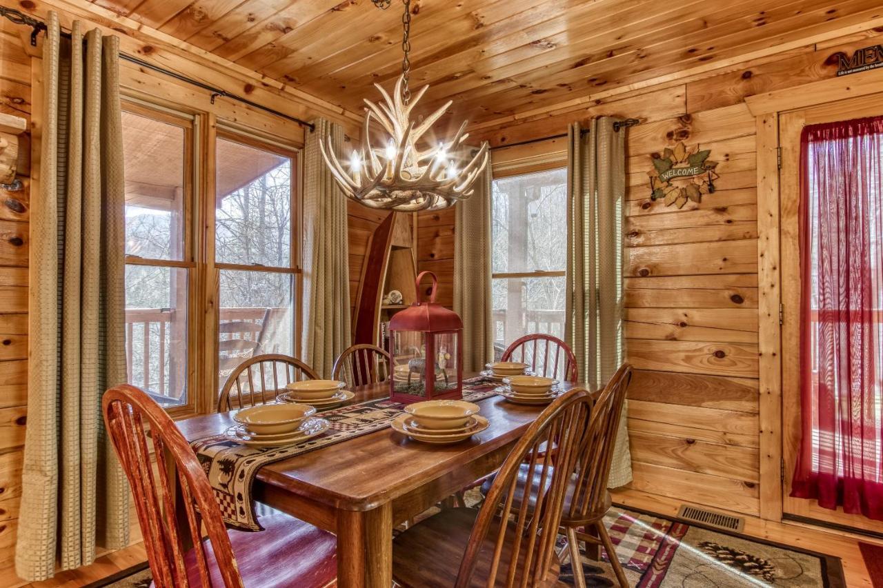 Magical Moments, Hot Tub, Wifi, 1089 Free Tickets Each Paid Day, Dollywood And More Гатлинбург Экстерьер фото