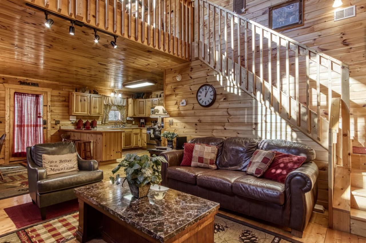 Magical Moments, Hot Tub, Wifi, 1089 Free Tickets Each Paid Day, Dollywood And More Гатлинбург Экстерьер фото