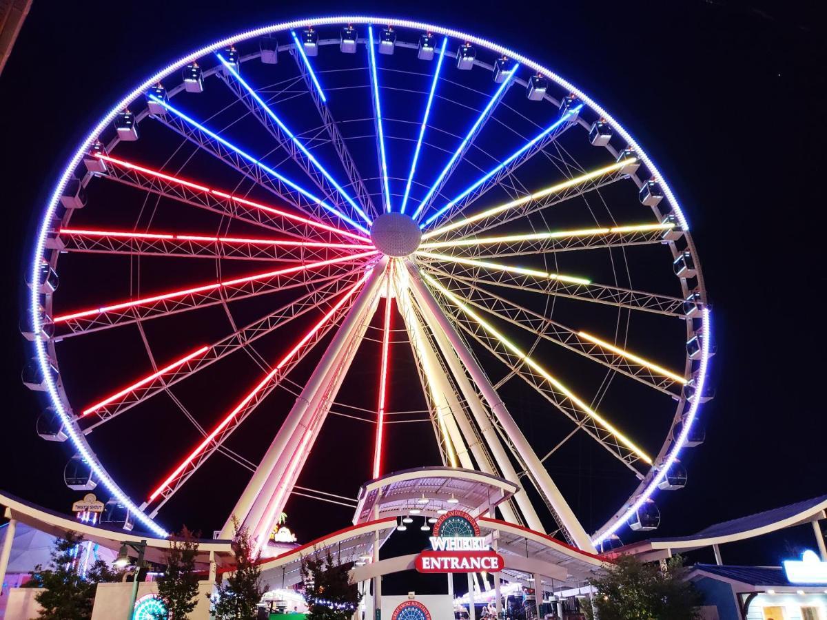 Magical Moments, Hot Tub, Wifi, 1089 Free Tickets Each Paid Day, Dollywood And More Гатлинбург Экстерьер фото